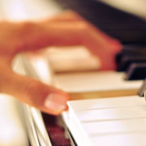 日新娘高潮小说
